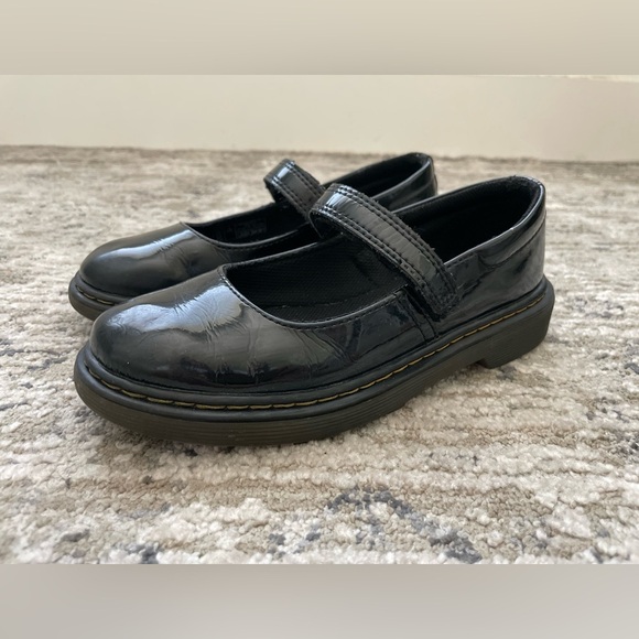 Dr. Doc Martens Maccy Mary Jane Black Patent Strap Shoes Girls Size 2 - Picture 2 of 9